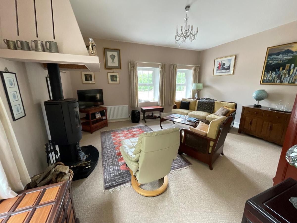 The Cottage At Riverbank Ballinamallard エクステリア 写真